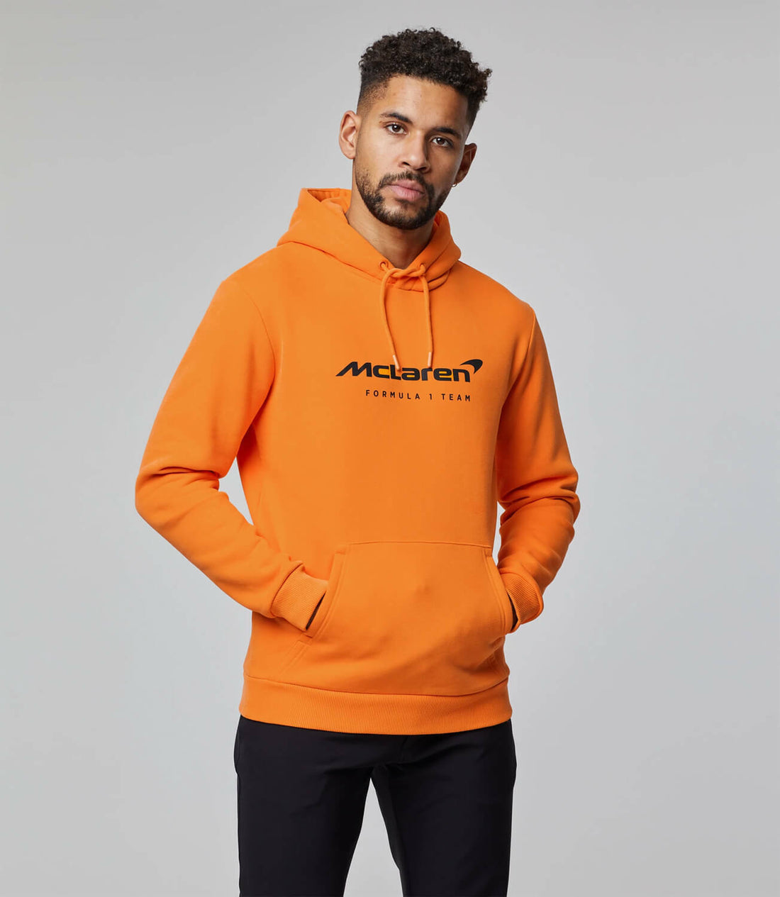 McLaren F1 Core Essentials - Sudadera con capucha para hombre